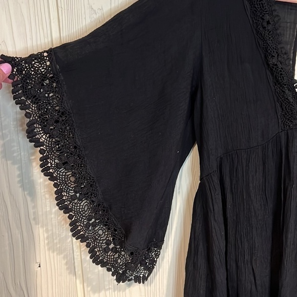 forever 21 Exclusive Blouse/Cover up, Size S - Picture 3 of 6